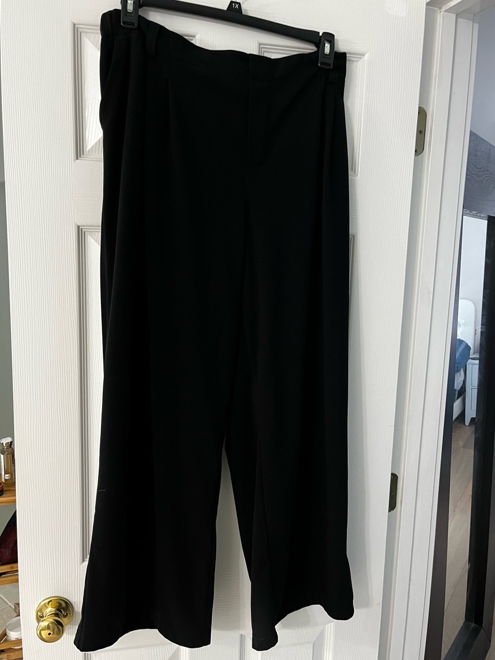 Halara wide-leg waffle knit work pants